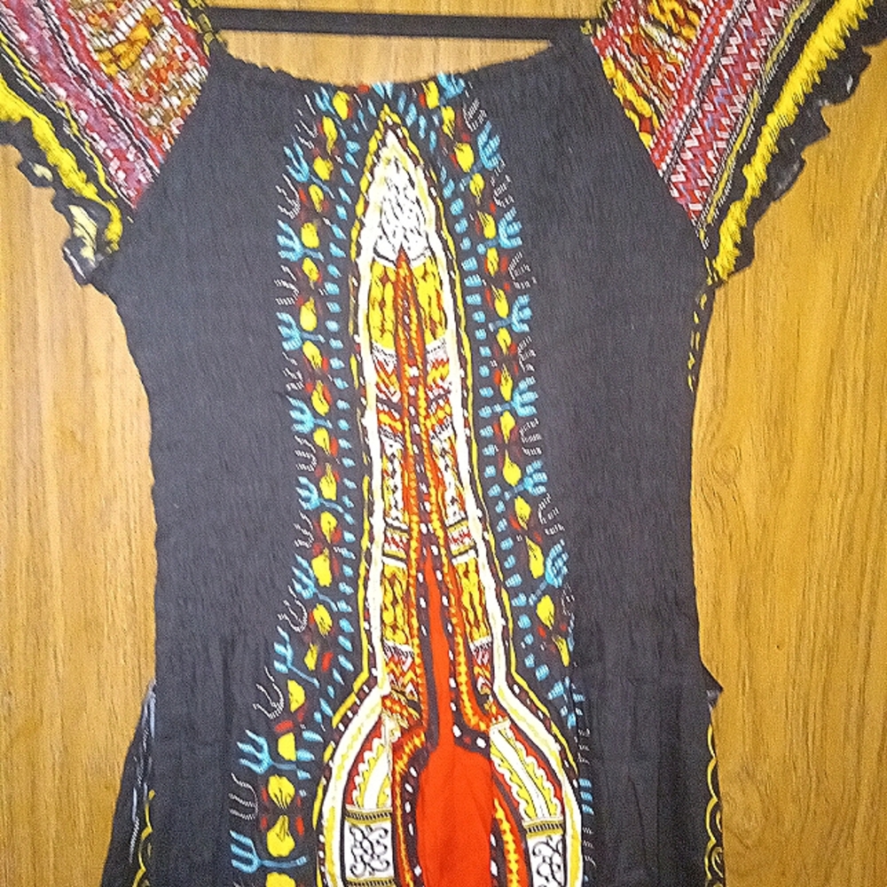 TRIbAL PRINTED DRESS.. - Picture 7 of 9